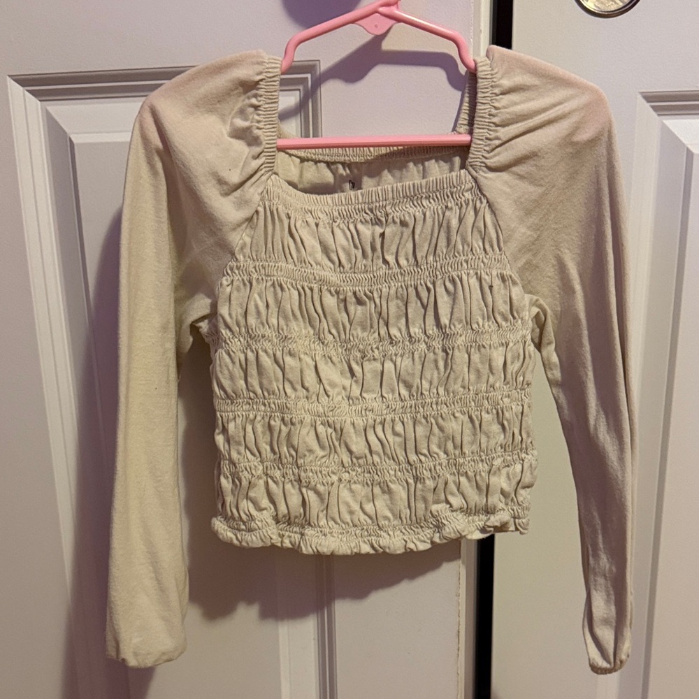 GAP Cream Long Sleeve Smocked Top. Size 4-5T